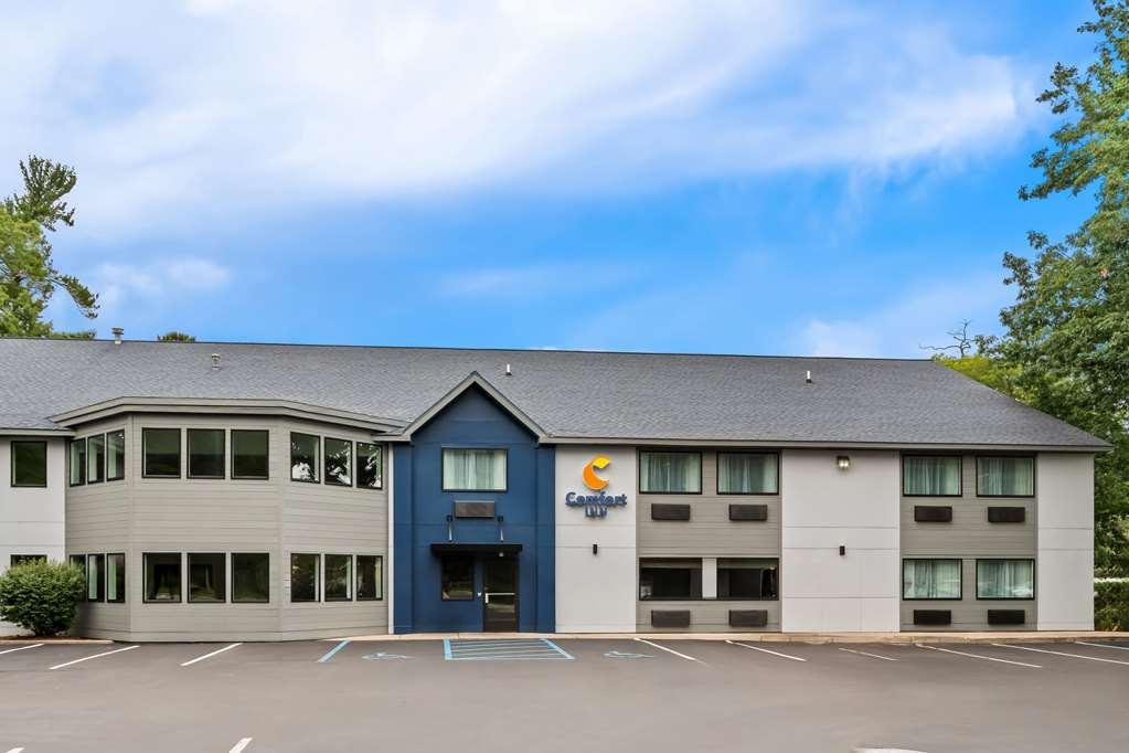 Comfort Inn Traverse City Esterno foto